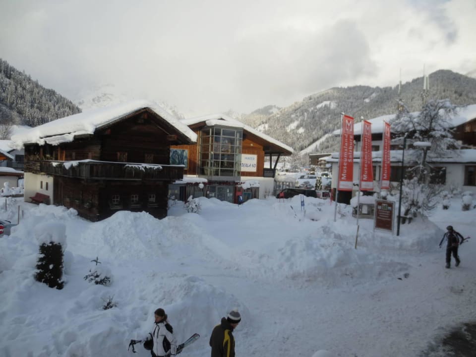 Vom Hotel aufs Skimuseum Gut Wenghof - Family Resort