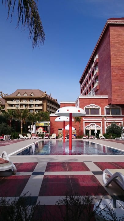 Kinderpool Royal Taj Mahal Hotel