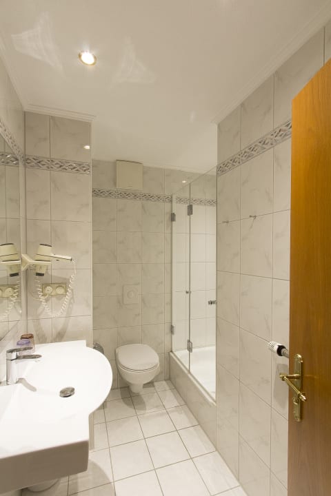 Zimmer Hotel am Turm