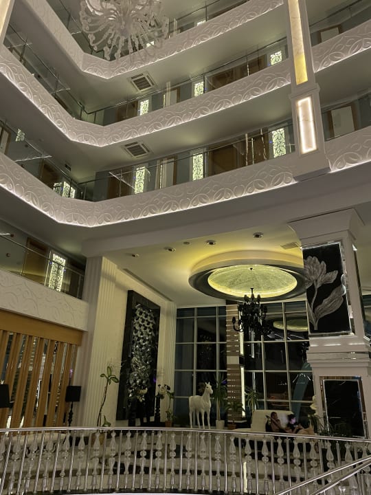 Lobby Q Premium Resort