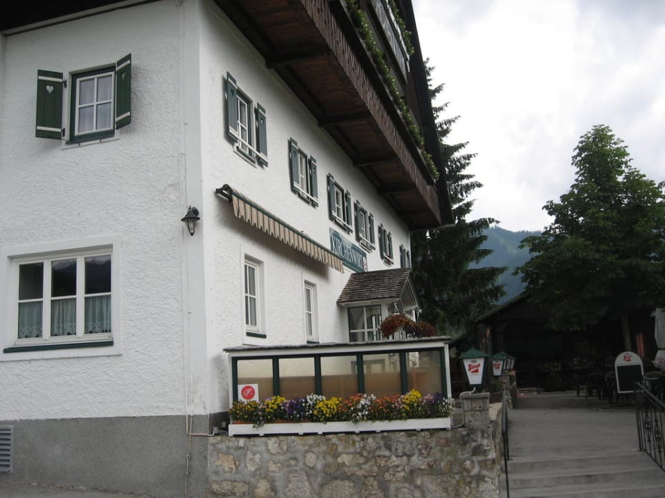 Vorderansicht vom Kirchenwirt Pension Kirchenwirt