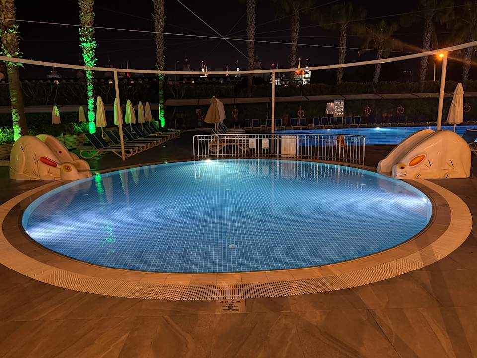 Pool Hane Family Resort