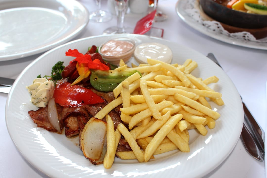 Filets vom Grill A La Carte Lisi Family Hotel Reith bei Kitzbühel