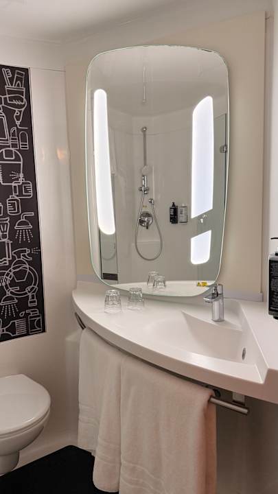 Zimmer Hotel Ibis Borehamwood