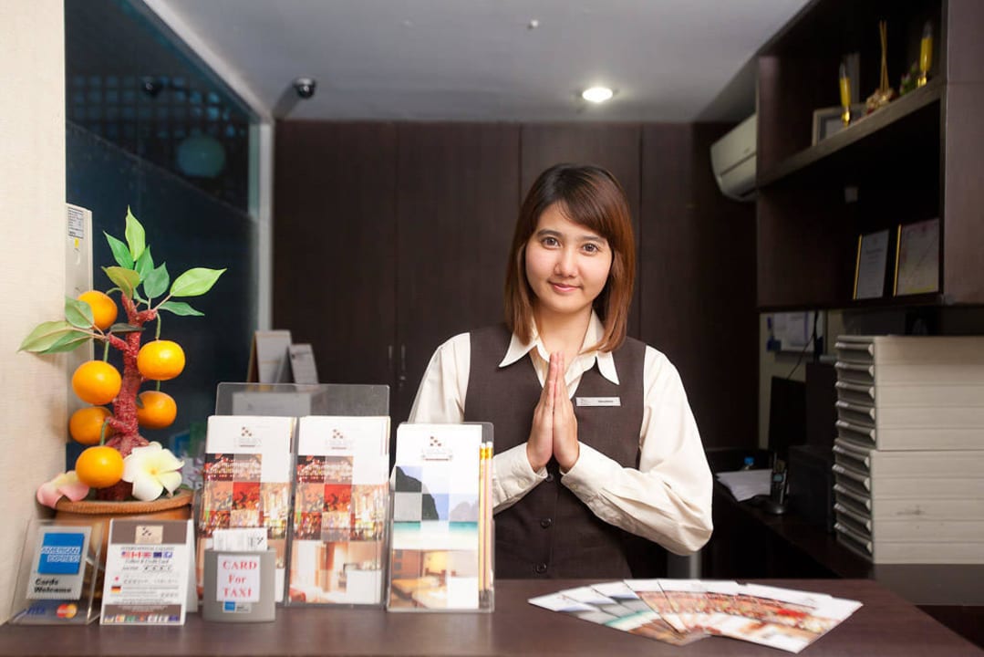 Reception  Check Inn China Town