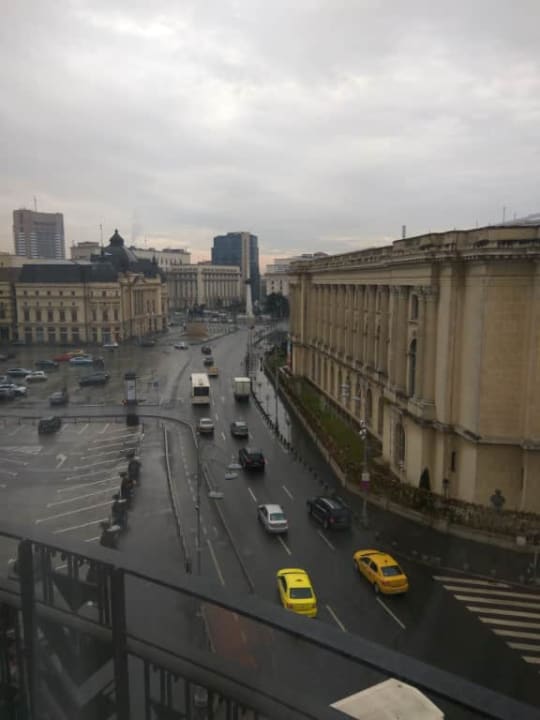 Na ulicę InterContinental Athenee Palace Bucharest, an IHG Hotel