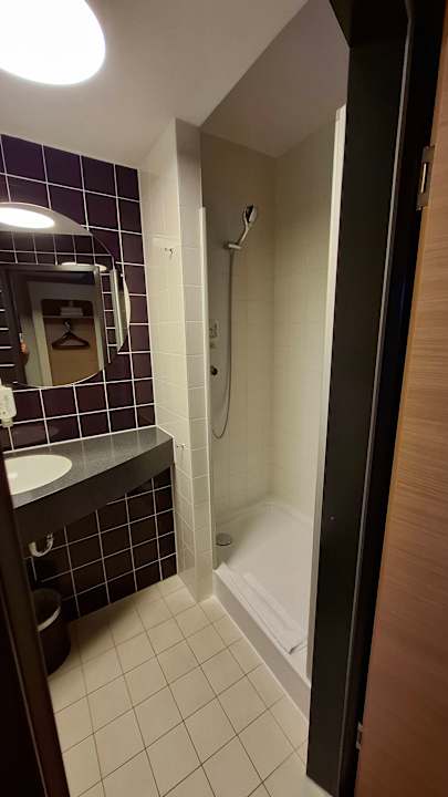 Zimmer B&B Hotel Lüneburg