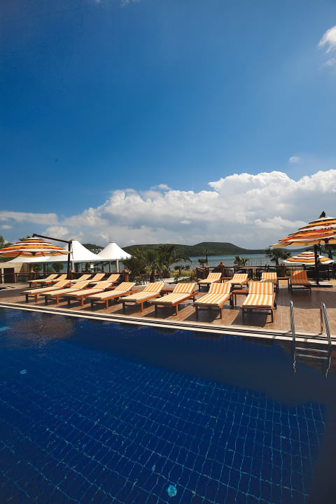 Pool Costa Bitezhan Hotel