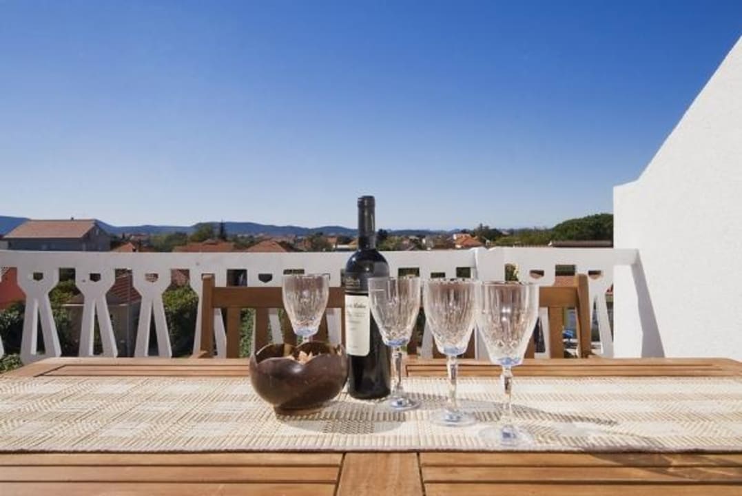 Balcony Apartments Bracic