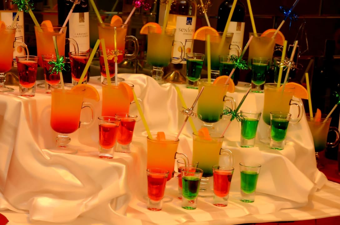 Gastro Well Palace Side