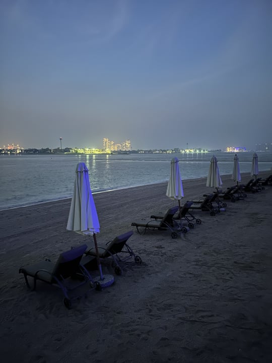 Strand Rixos The Palm Hotel & Suites