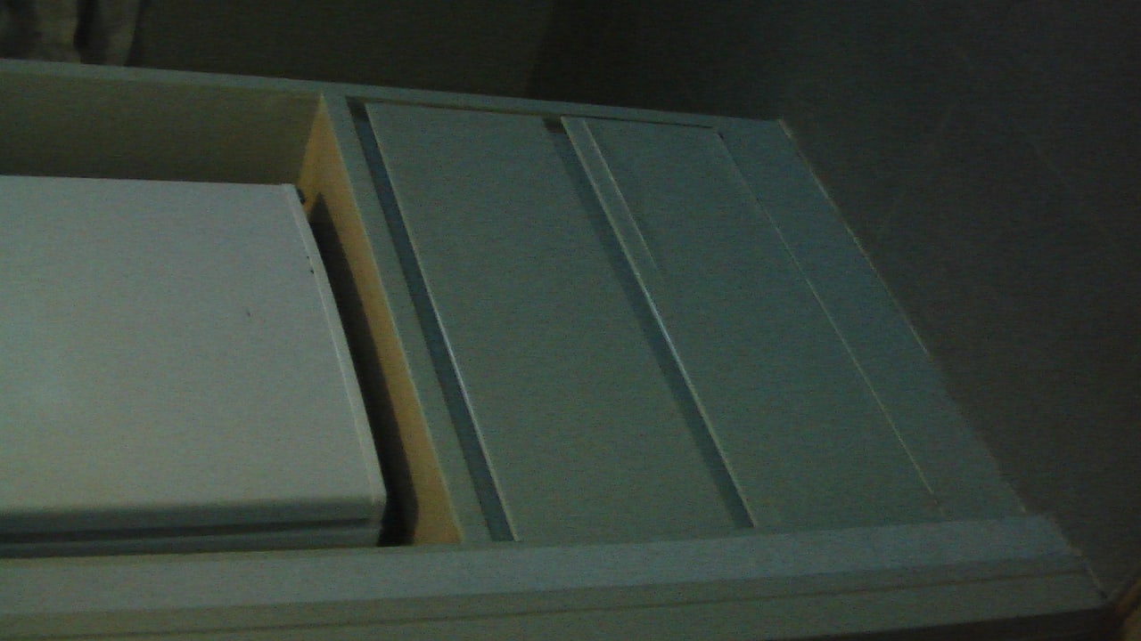 Minibar mit 2 Schubkästen  Hotel Phuket Merlin