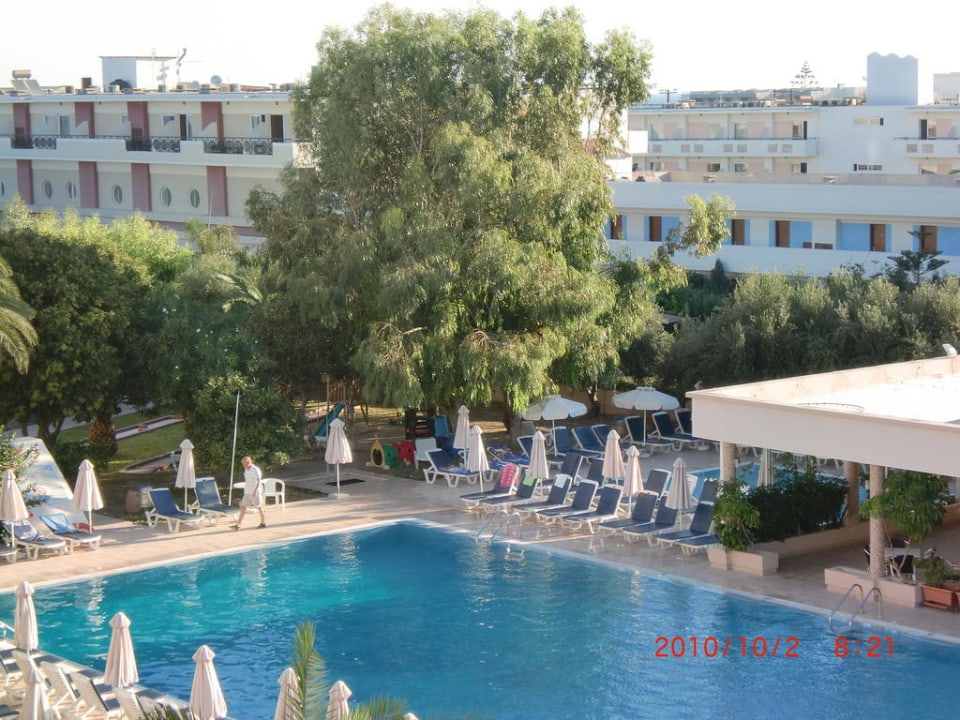 Poolbereich Ialyssos Bay