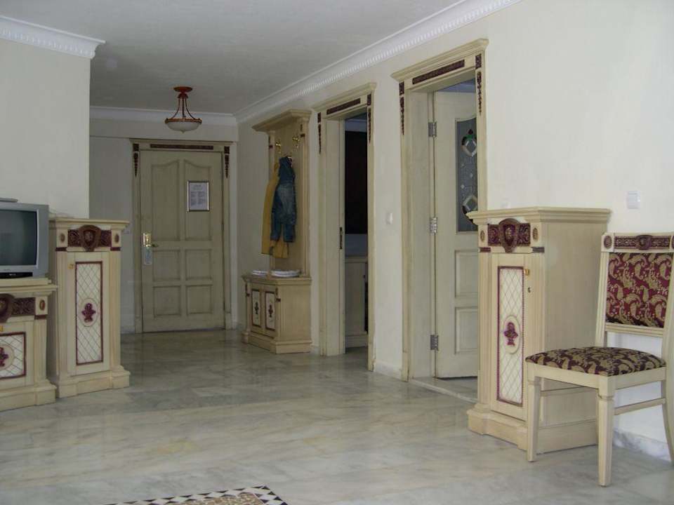 Blick zum Eingangsbereich vom Zimmr Larina Resort Spa & Hotel