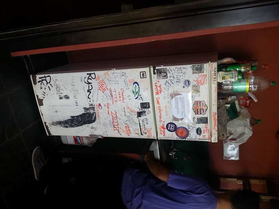 Общий холодильник El Diablo Tranquilo Hostel