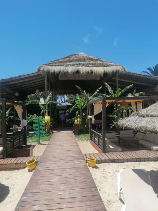 Strand Hotel Royal Nozha