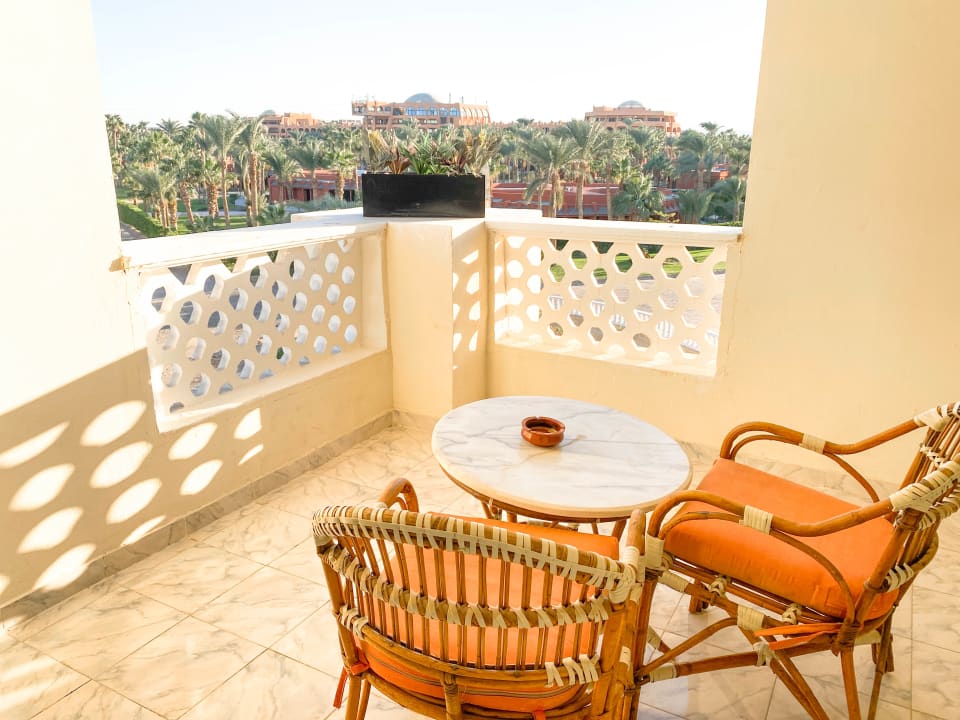 Außenansicht White Valley Palace