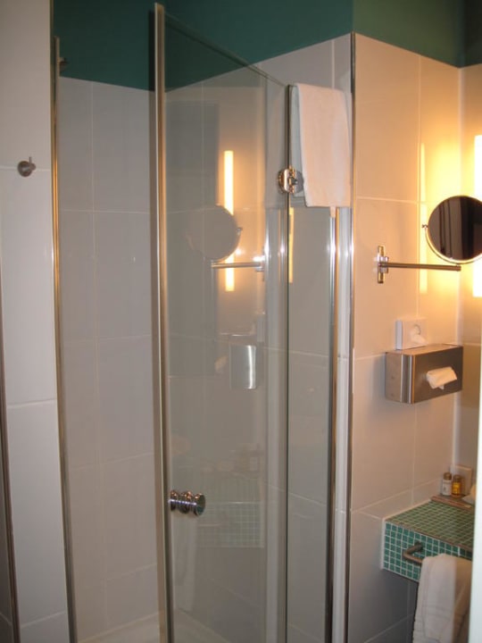 Badezimmer / Duschkabine Hotel Santo