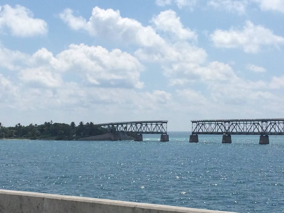 Weg nach KeyWest Hotel Sheraton Suites Key West