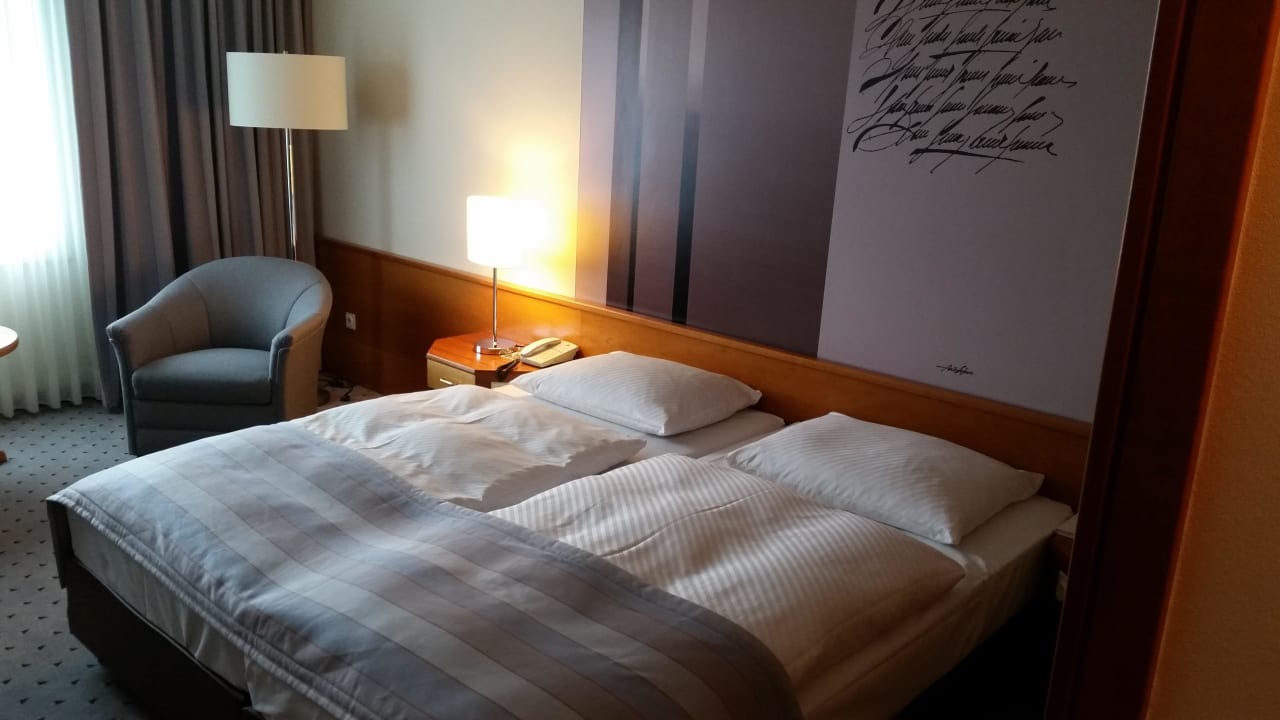 Schlafzimmer Maritim Airport Hotel Hannover