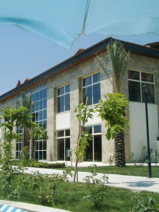 blick auf das hauptgebäude Hotel Süral Resort