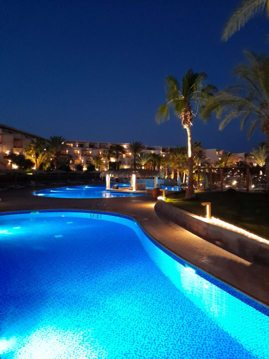 Pool Fort Arabesque Resort, Spa & Villas