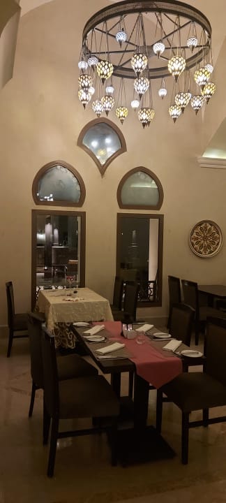 Gastro Miramar Al Aqah Beach Resort