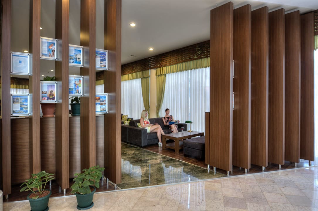 Lobby L'Ancora Beach Hotel