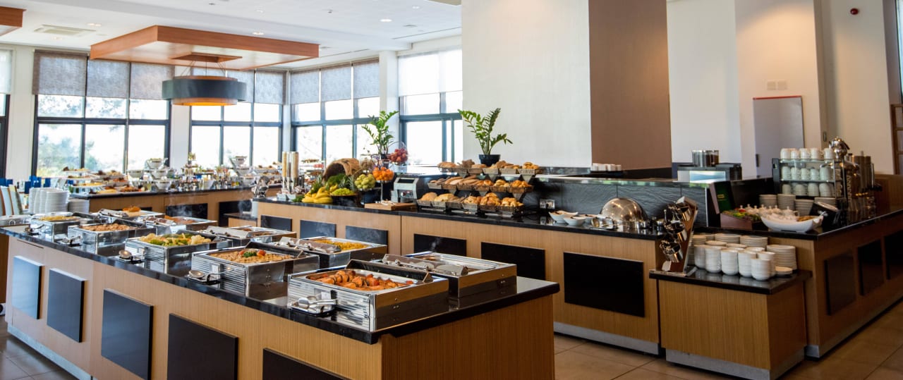Buffet Korineum Golf & Beach Resort