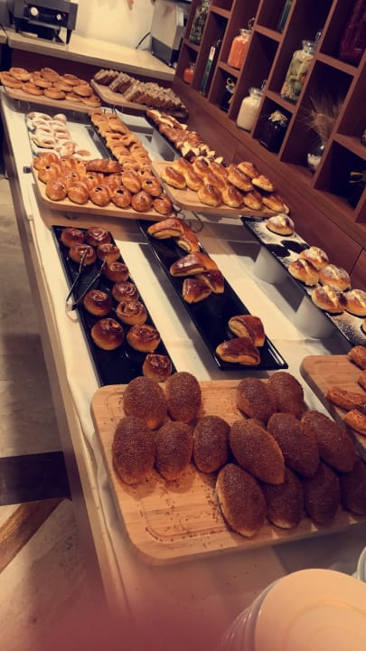 Restaurant Arum Barut Collection