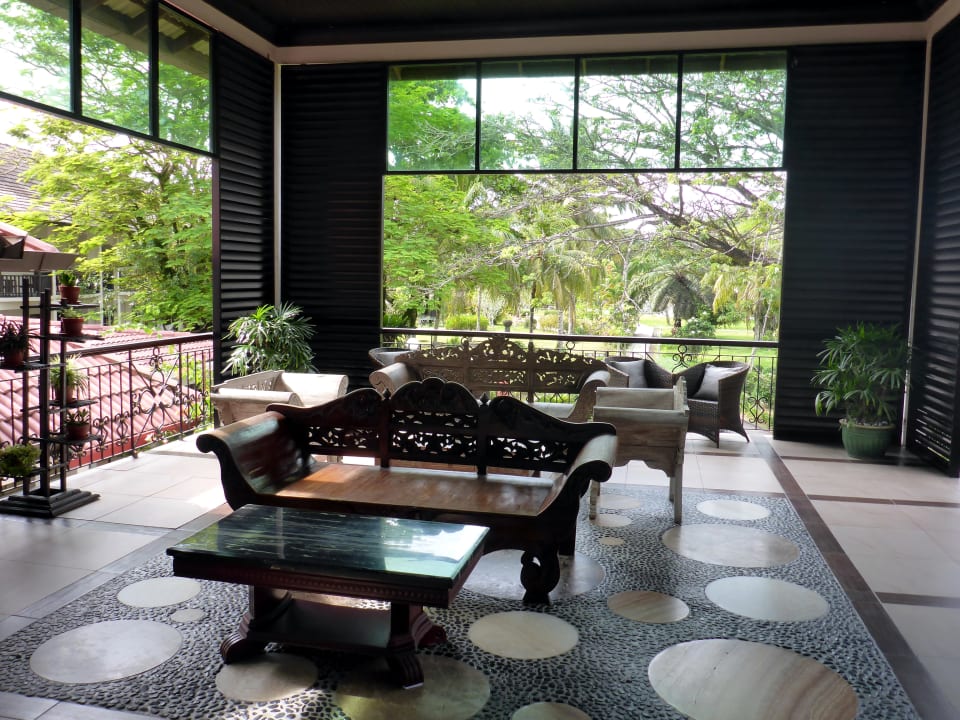 Lobby Hotel Beringgis Beach Resort