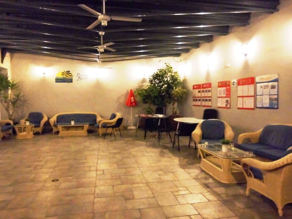 Gemütliche Sitzgruppen draußen Barceló Portinatx - Adults only