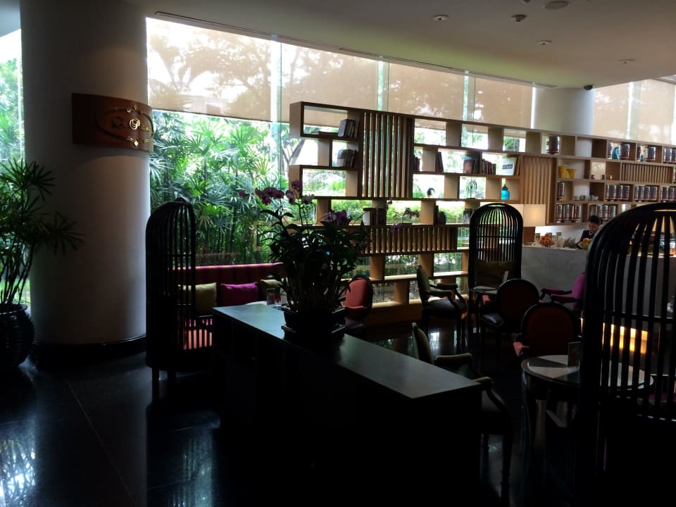 Lobby Hotel Century Park