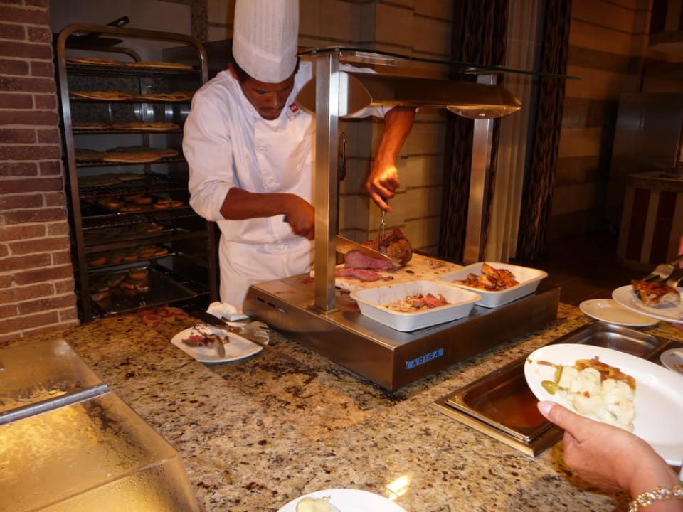 Braten Hotel Riu Touareg