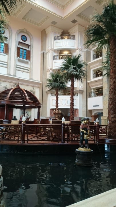 Café Palm Royale Resort - Soma Bay