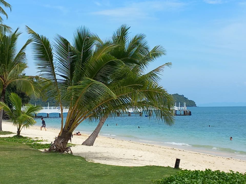 Strand Cape Panwa Hotel