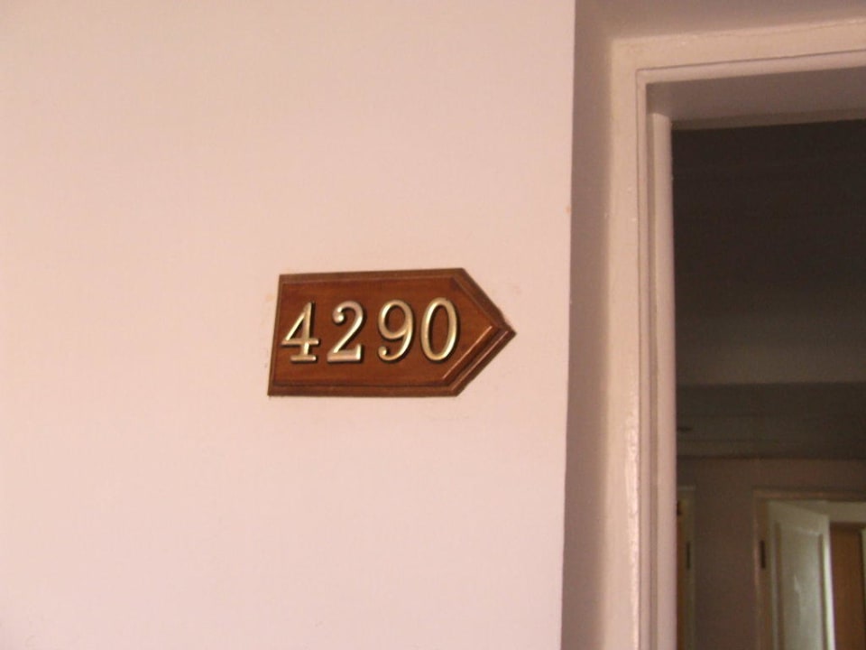 Ganze Dreck im Zimmer 4290 Pickalbatros Aqua Park Resort - Hurghada