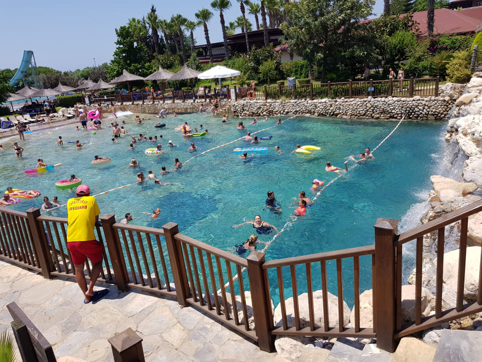 Pool Club Grand Side