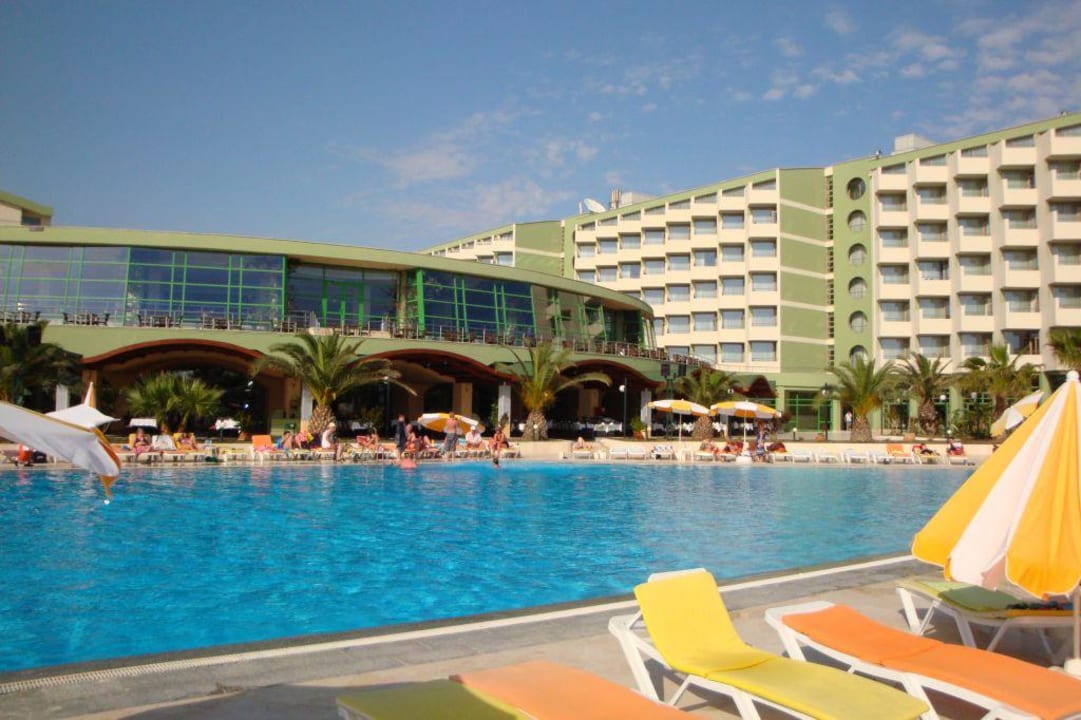 Pool VONRESORT Golden Coast