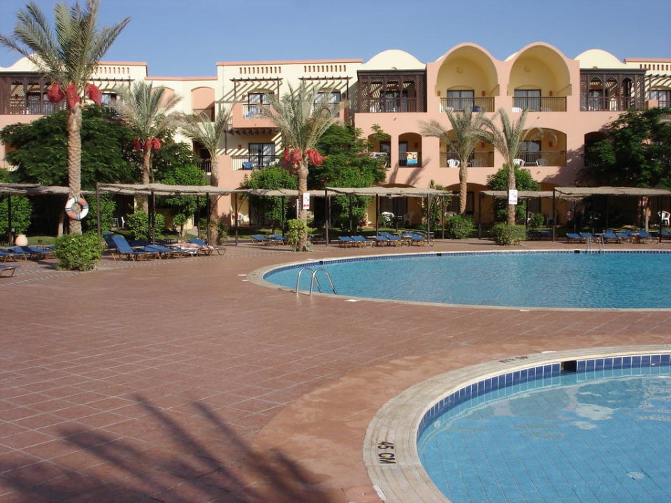 Familienzimmer am Ruhepool Jaz Makadi Saraya Resort