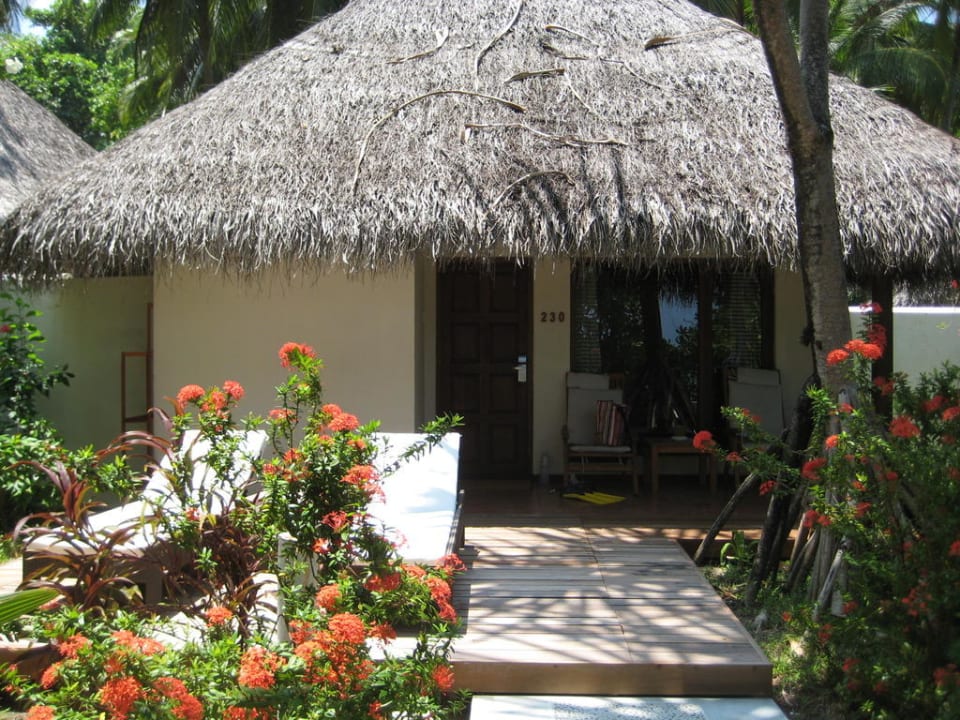 Beach Villa Kuramathi Maldives