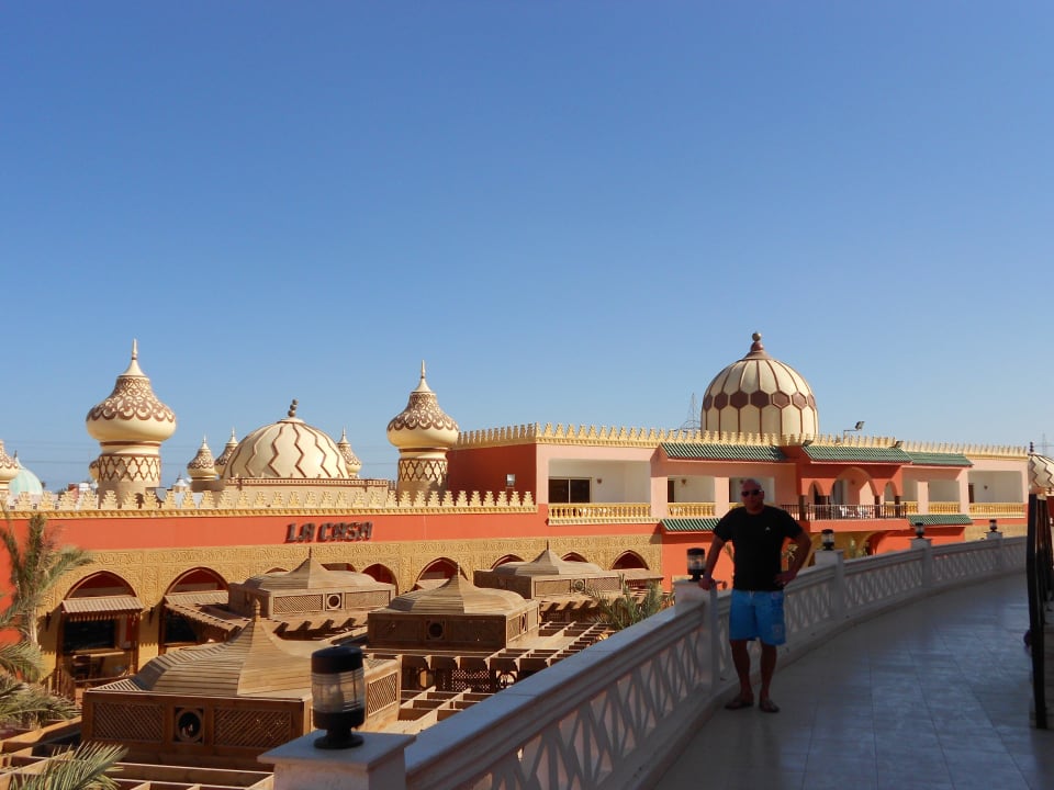 Anlage von oberhalb der Arena aus Pickalbatros Alf Leila Wa Leila Resort - Neverland Hurghada