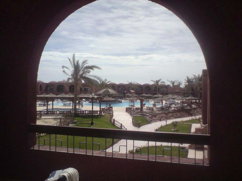 Blick vom Balkon Richtung Pool Swisstouch Oriental Resort Marsa Alam