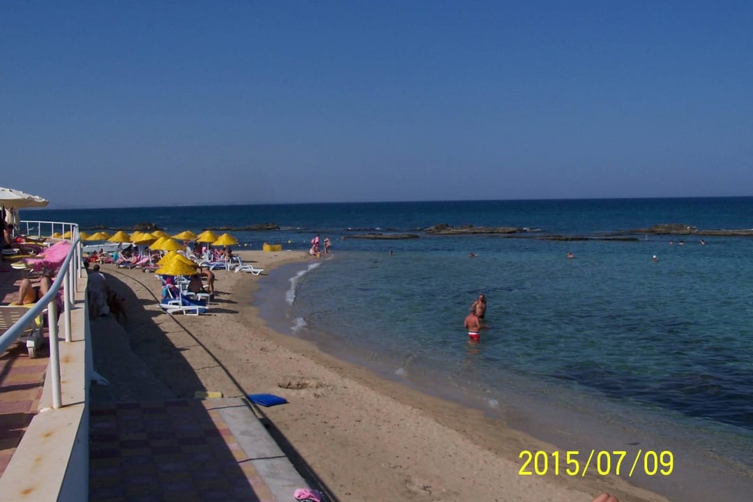 Widok z tarasu Salamis Bay Conti Resort Hotel & Casino