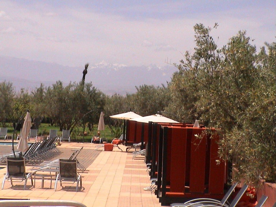 Poolanlage mit Atlas Berge im Hintergrund Hotel Eden Andalous Aquapark & SPA