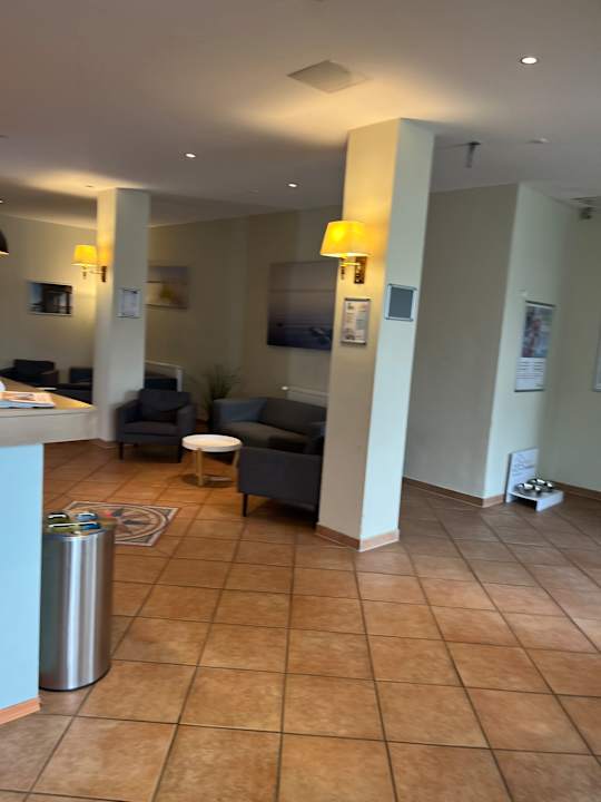 Lobby Hotel Plöner See by Tulip Inn