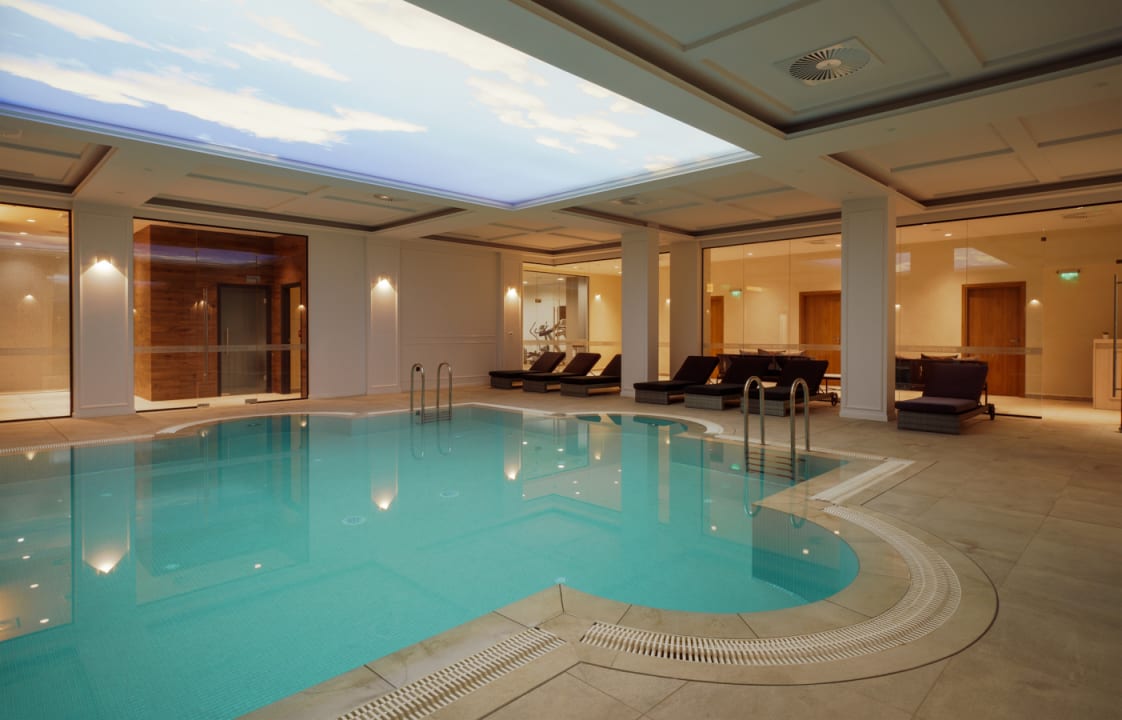 Pool Astor Garden Hotel