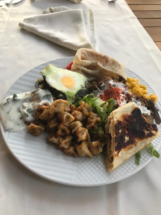 Restaurant Club Grand Side