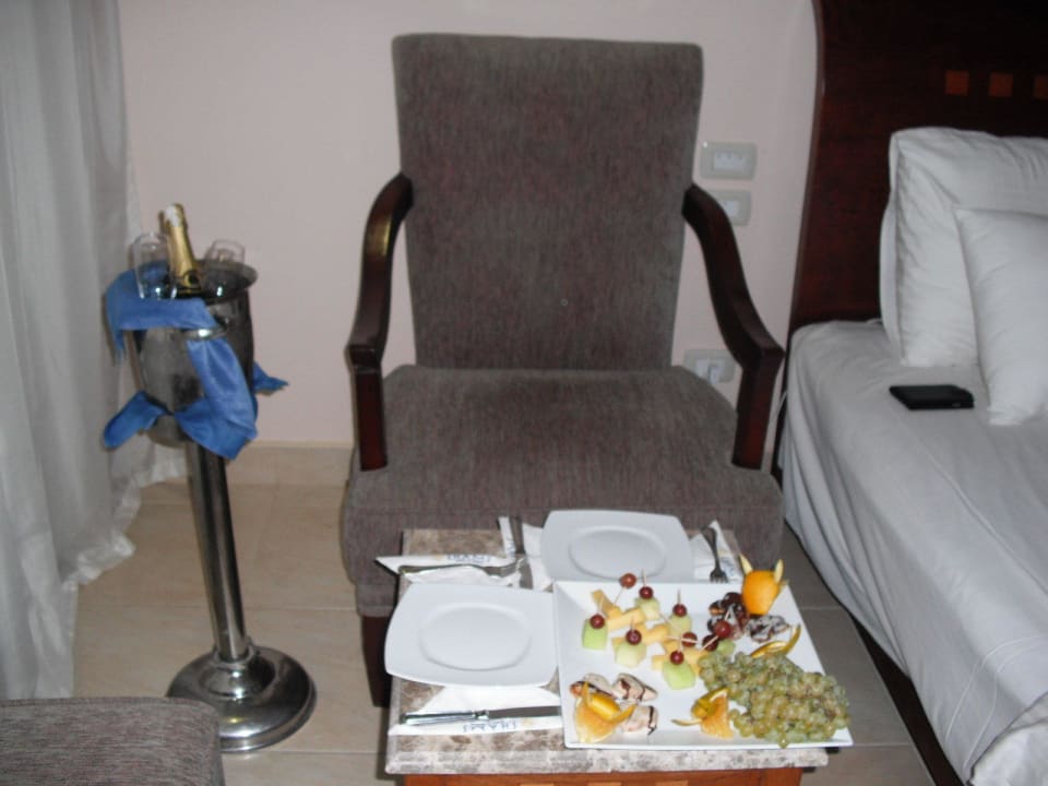 Geburtstagsfeier Shams Prestige Abu Soma-Adults Only