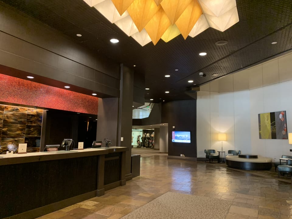 Lobby Hotel DoubleTree By Hilton Downtown Los Angeles